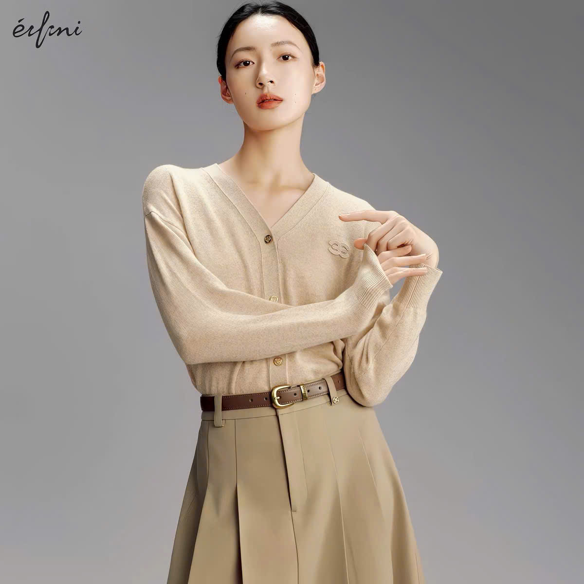 Áo khoác len ENIFI màu  cát cháy khuy vàng 45% wool 30% cashmere