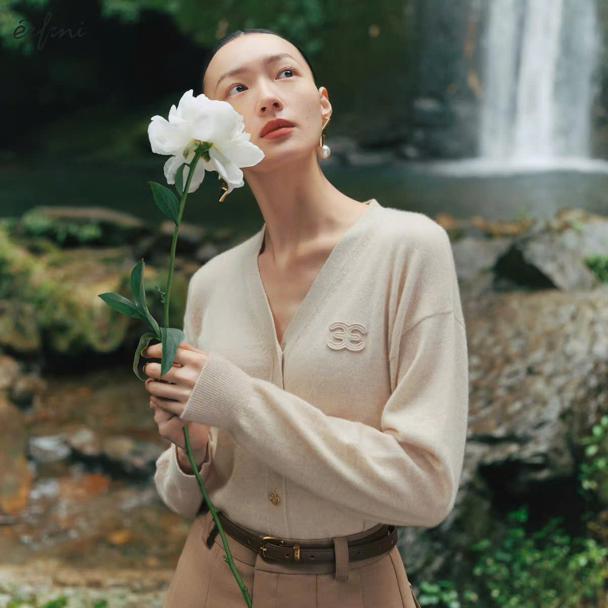Áo khoác len ENIFI màu  cát cháy khuy vàng 45% wool 30% cashmere