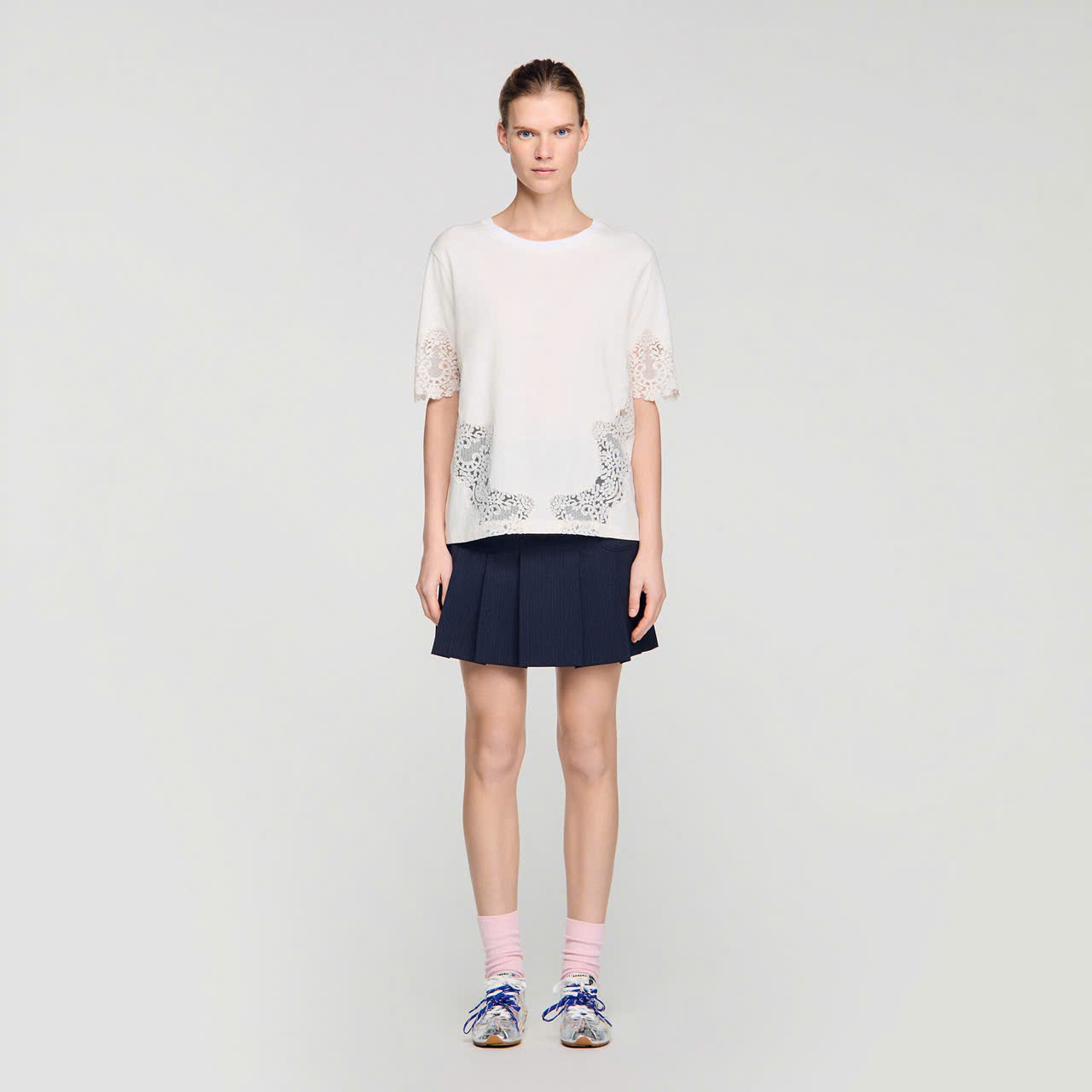 ÁO THUN COTTON CÓ CHI TIẾT REN