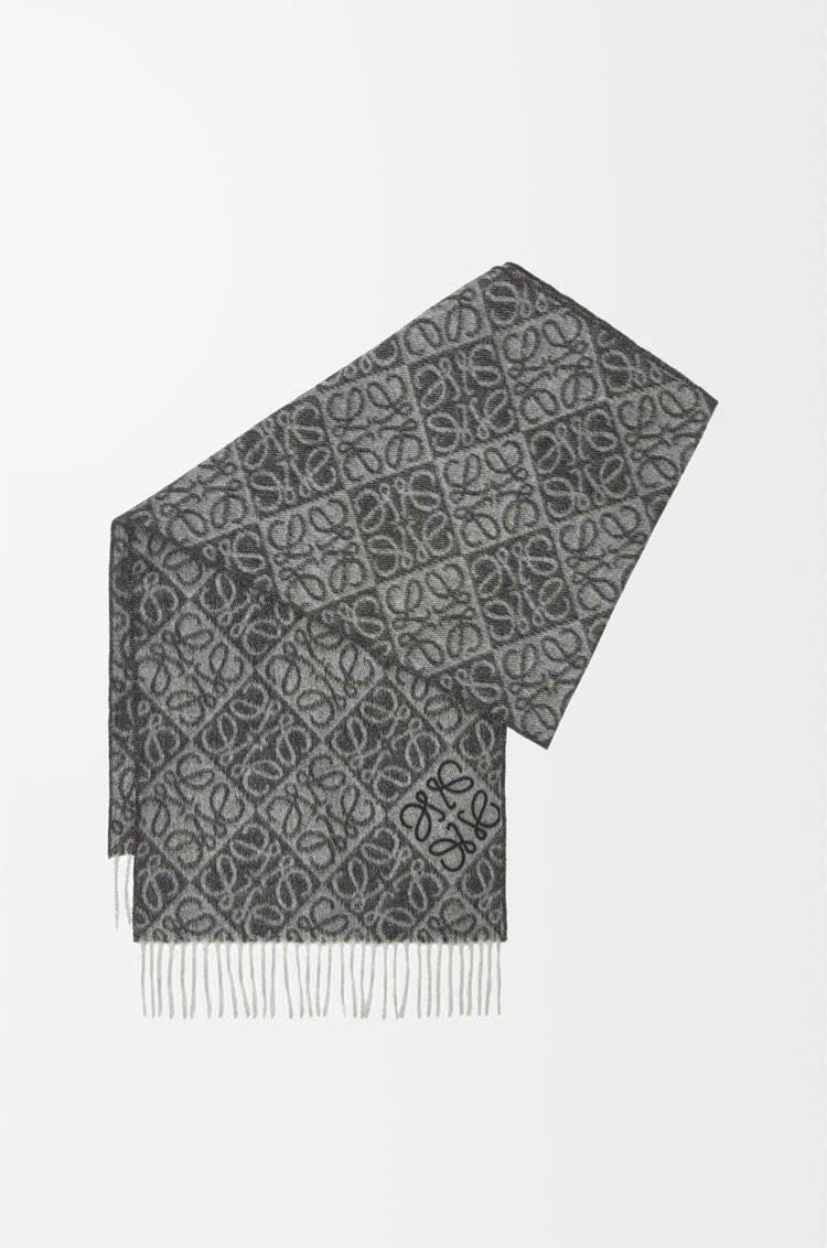 Khăn quàng cổ đảo chữ bằng len và cashmere