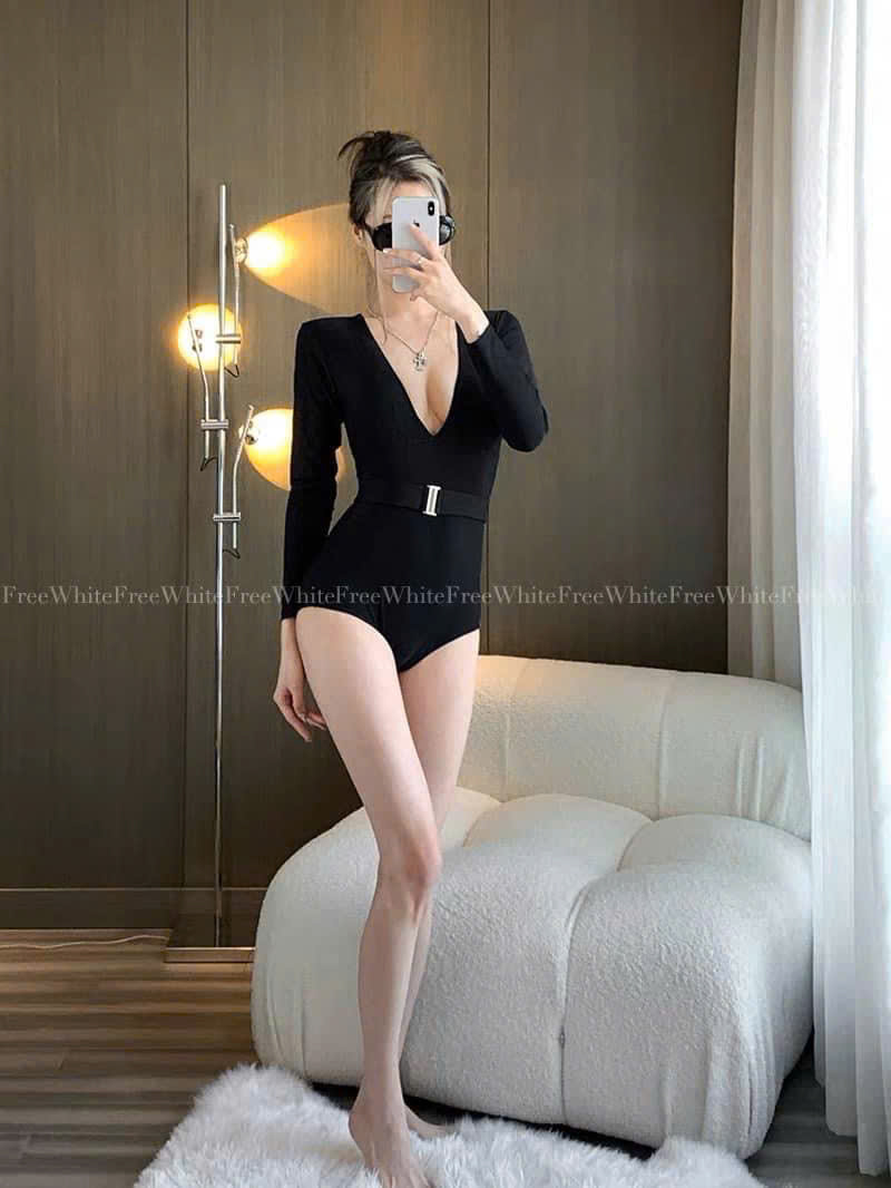 Swimsuit dài tay cổ V 2 màu