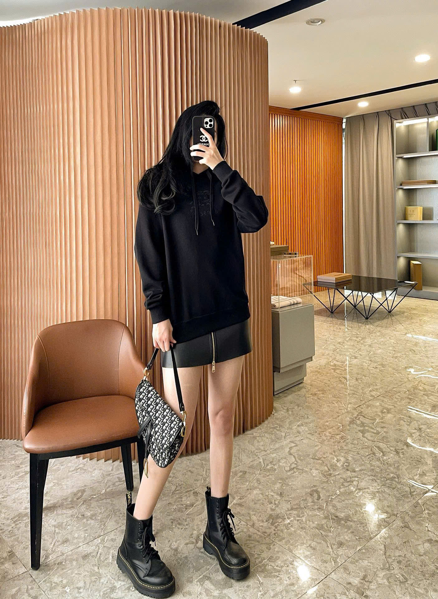 Áo nỉ hoodie BBR thêu logo ngực