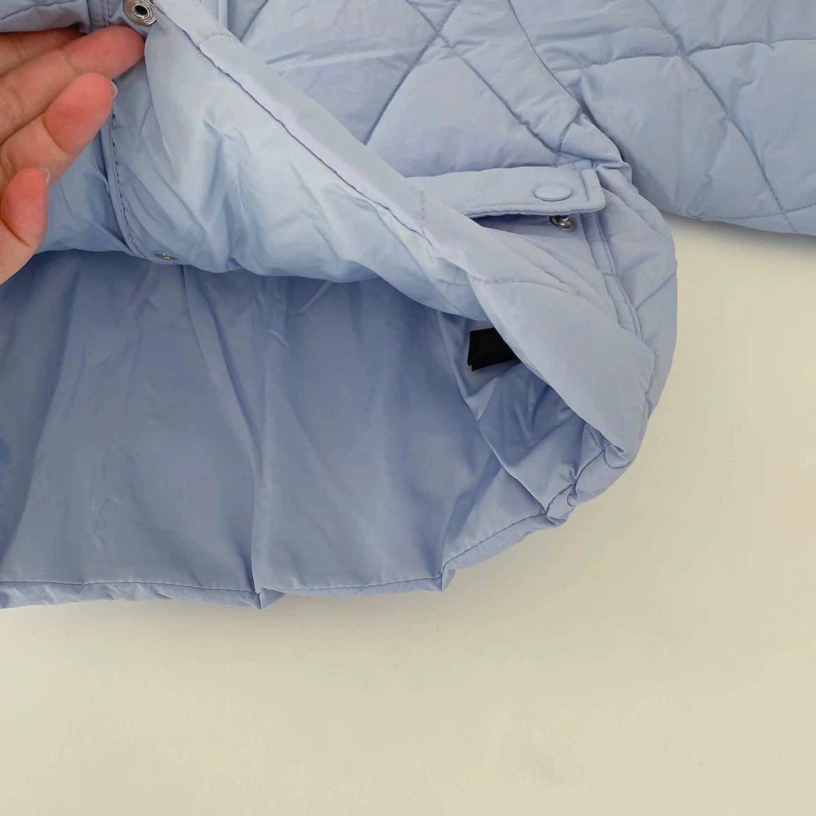 Áo phao Zara Kids trần trám