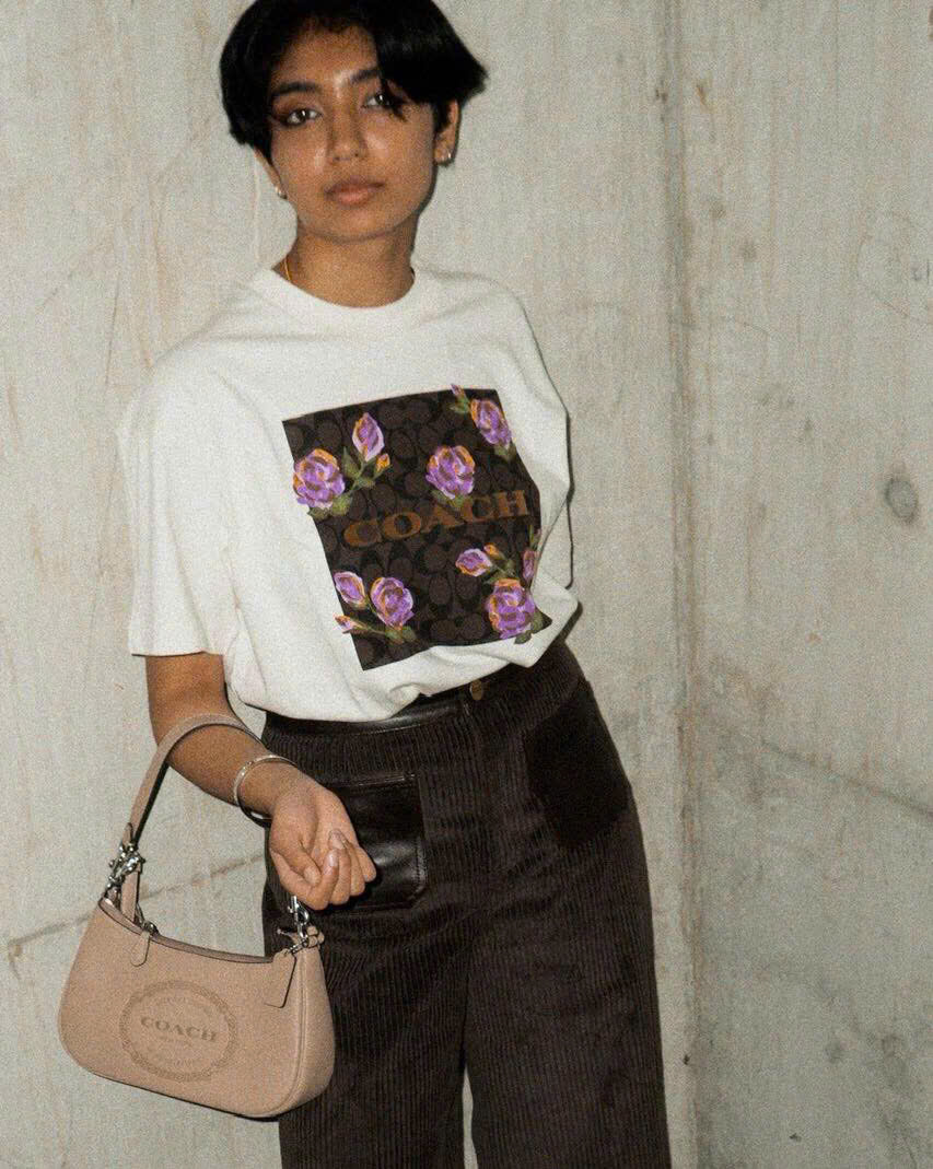 Tshirt Coach cổ tròn logo Cherry