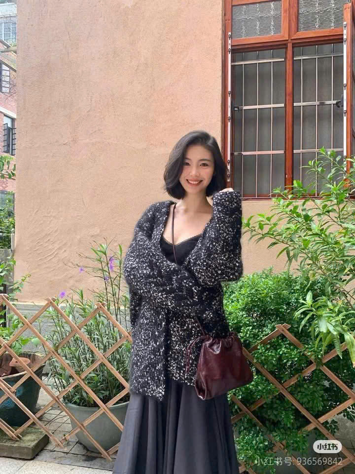 Cardigan COS len thừng màu muối tiêu dáng loose