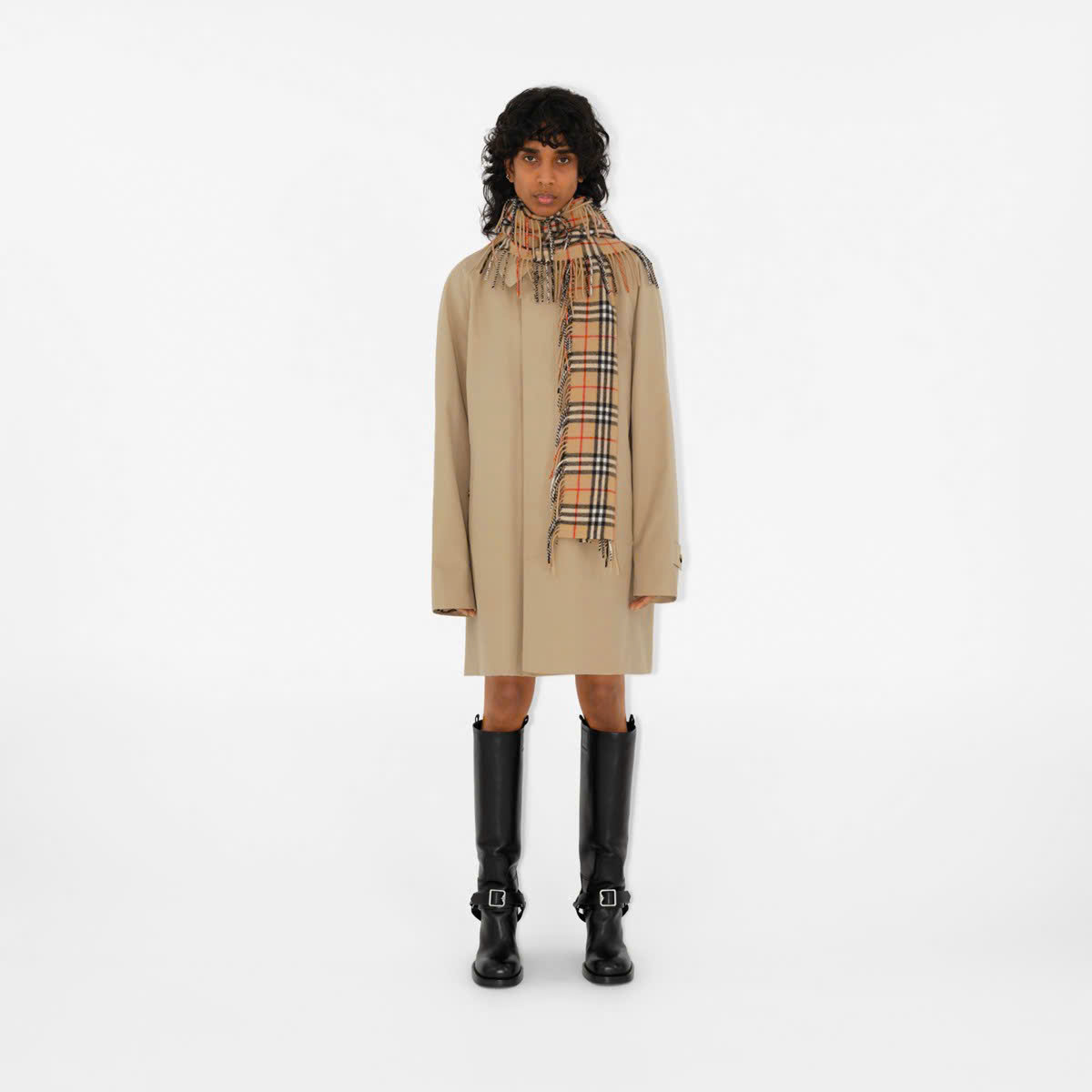Khăn choàng cashmere kẻ caro có tua rua