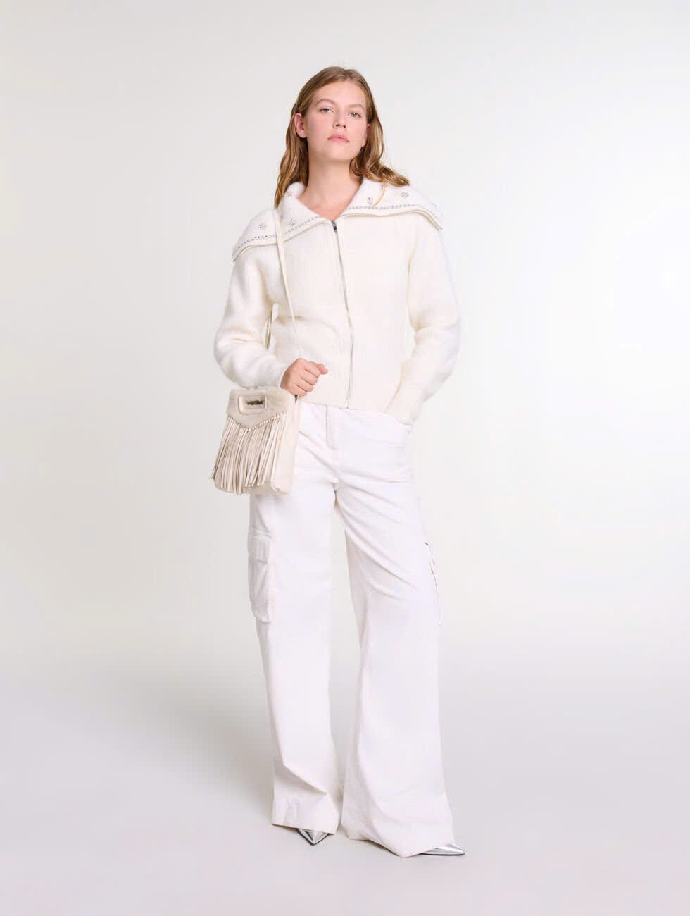 Áo khoác cardigan cổ đính trang sức