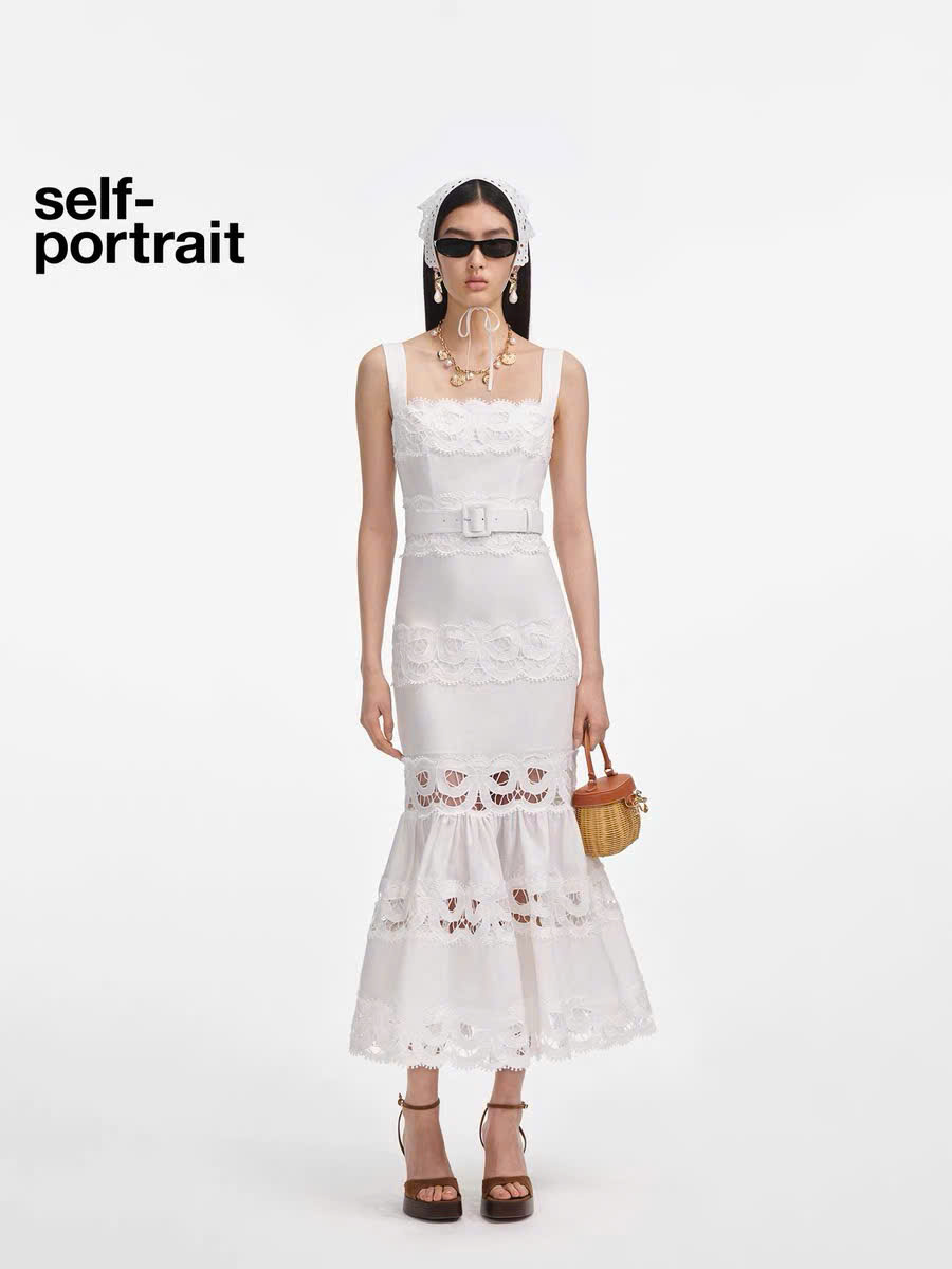 vay-self-portrait-trang-ren-3d-duoi-ca-kem-belt