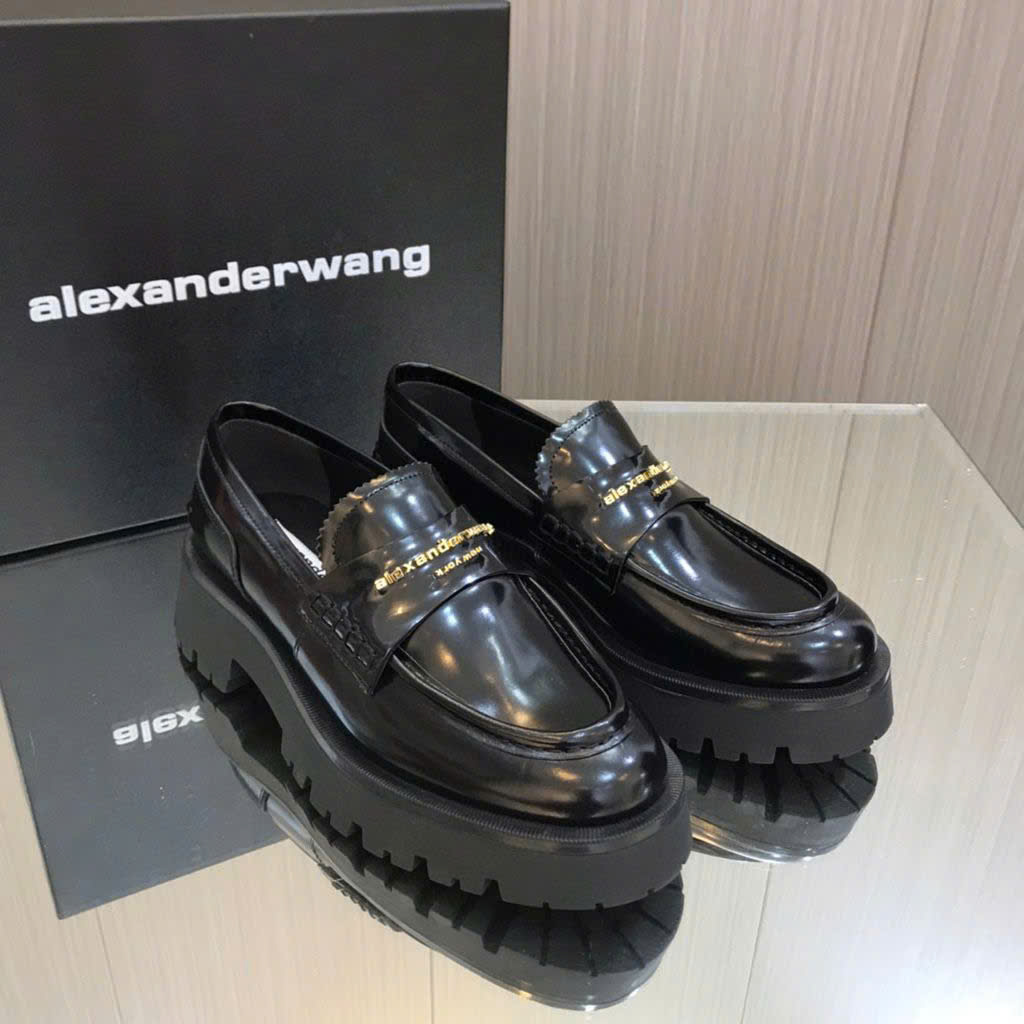 Loafer AlexanderWang đen bóng