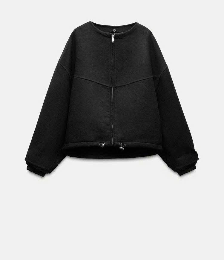 Áo khoác dạ Zara phối mũ phao màu đen