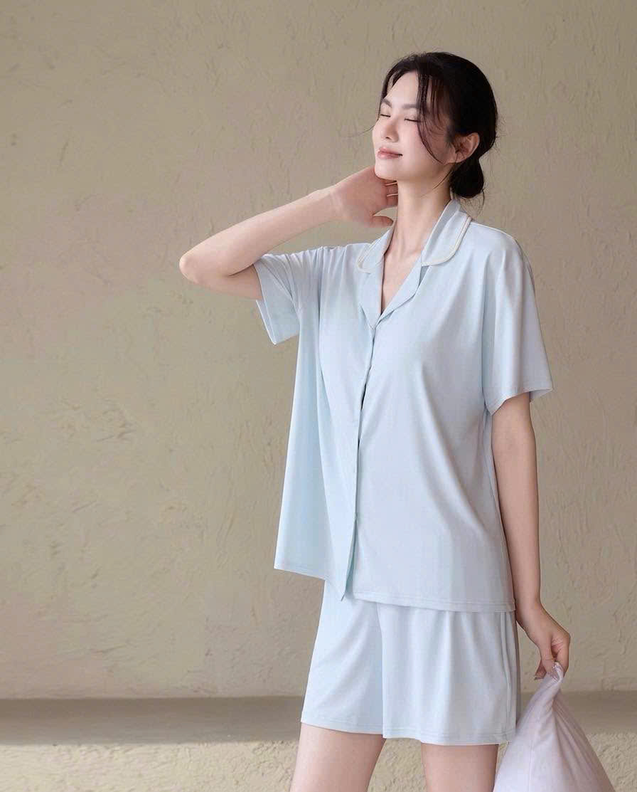 Set PIJAMA thun lạnh LA PERLA quần đùi áo ngắn tay