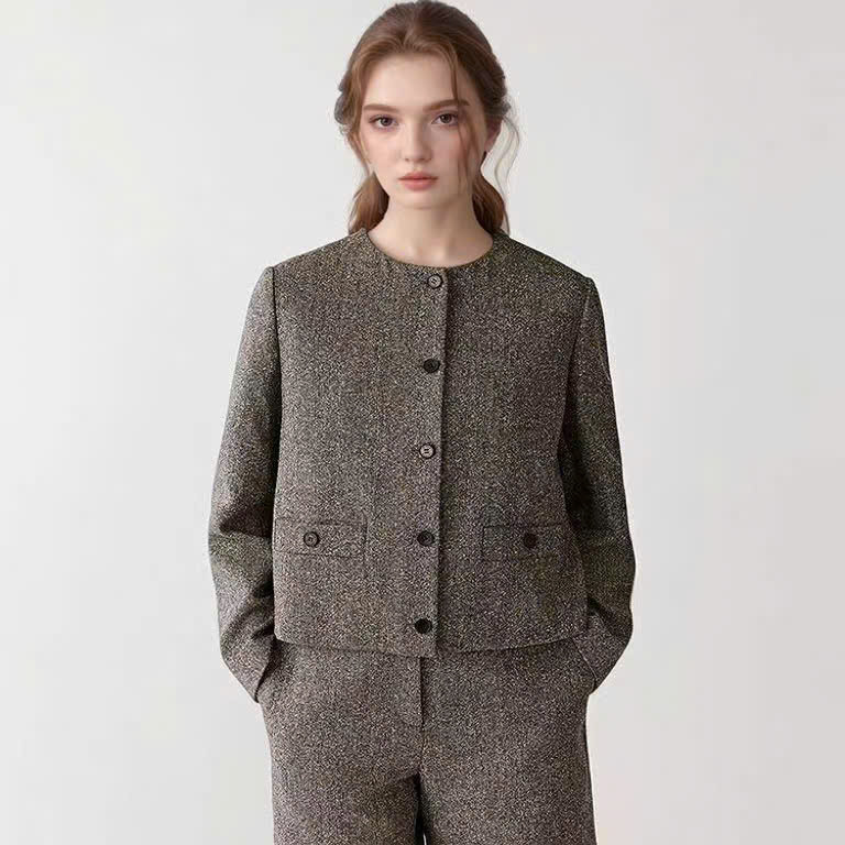 Quần short màu muối tiêu