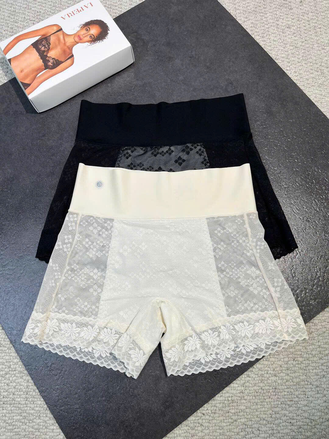 Quần bảo hộ set hộp 2c 2 màu La Perla Freesize