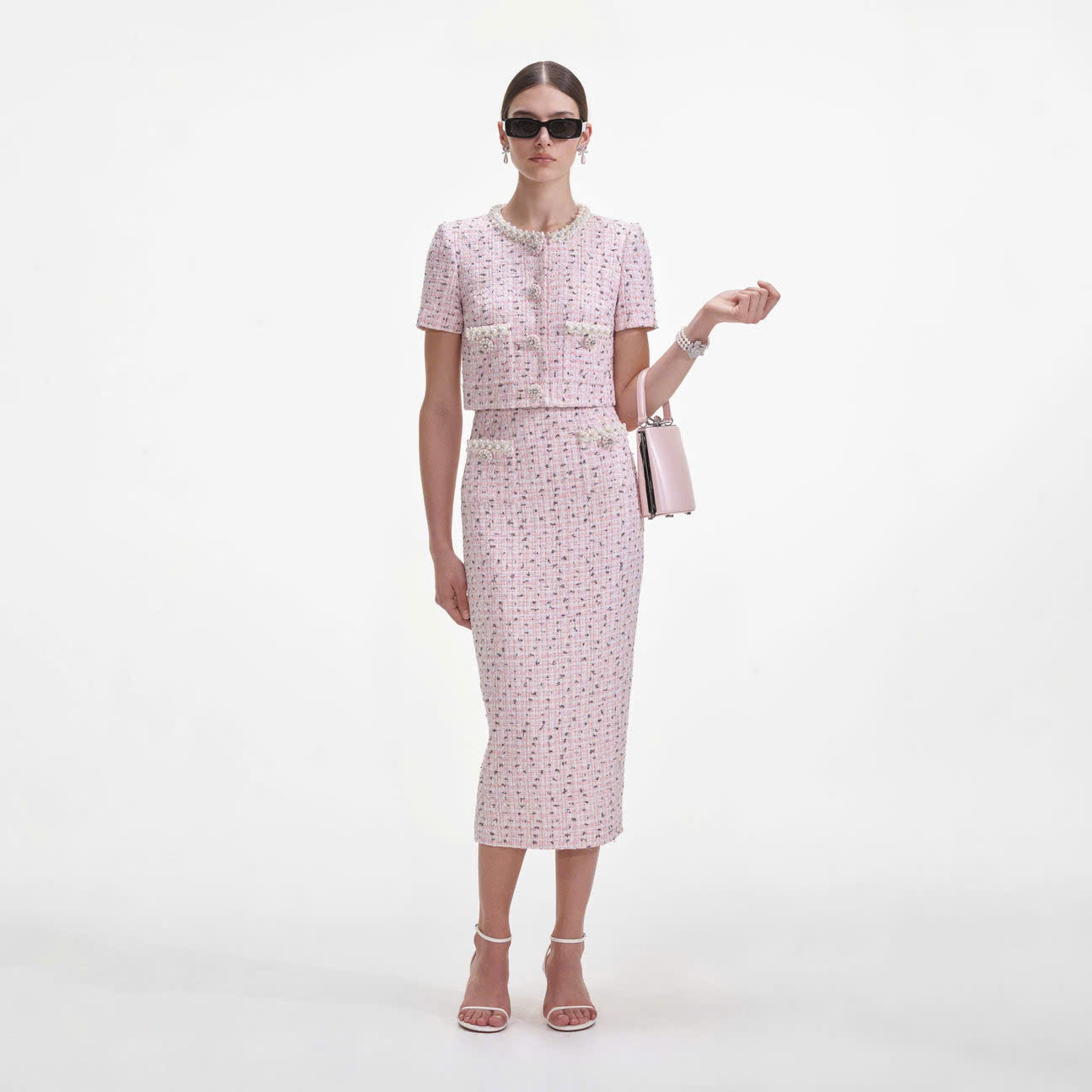 CHÂN VÁY MIDI ĐÍNH NGỌC TRAI HỒNG BOUCLE