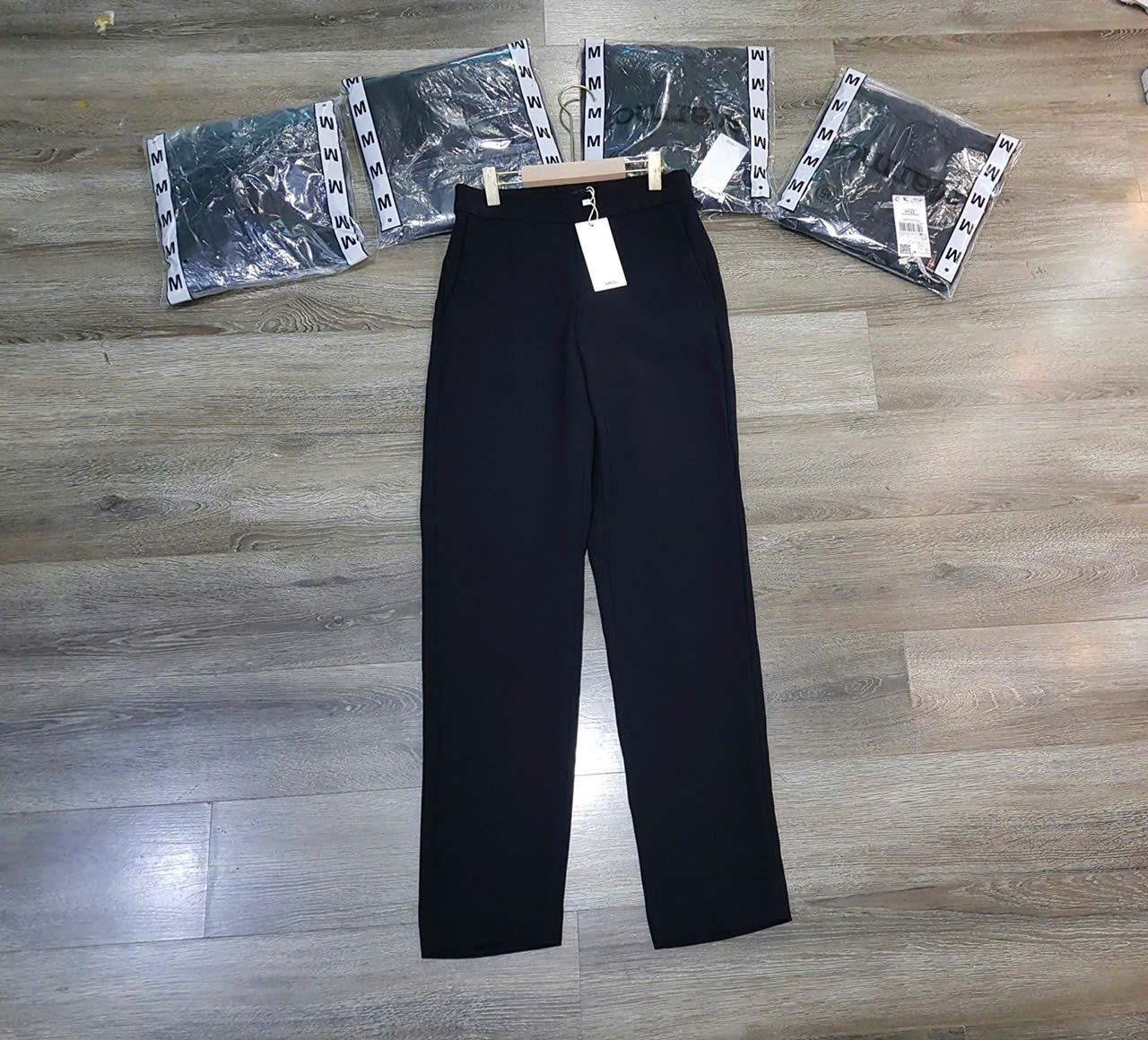 Quần baggy Zara đen cạp cao dư xịn