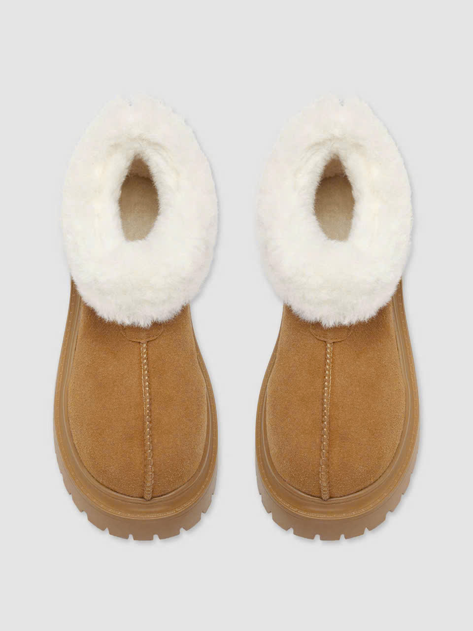 Sục UGG cổ lông trắng