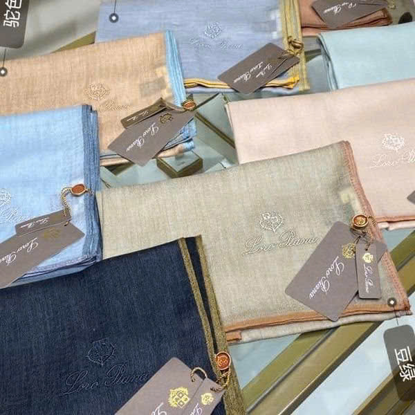 Khăn Loro len cashmere viền 4 màu