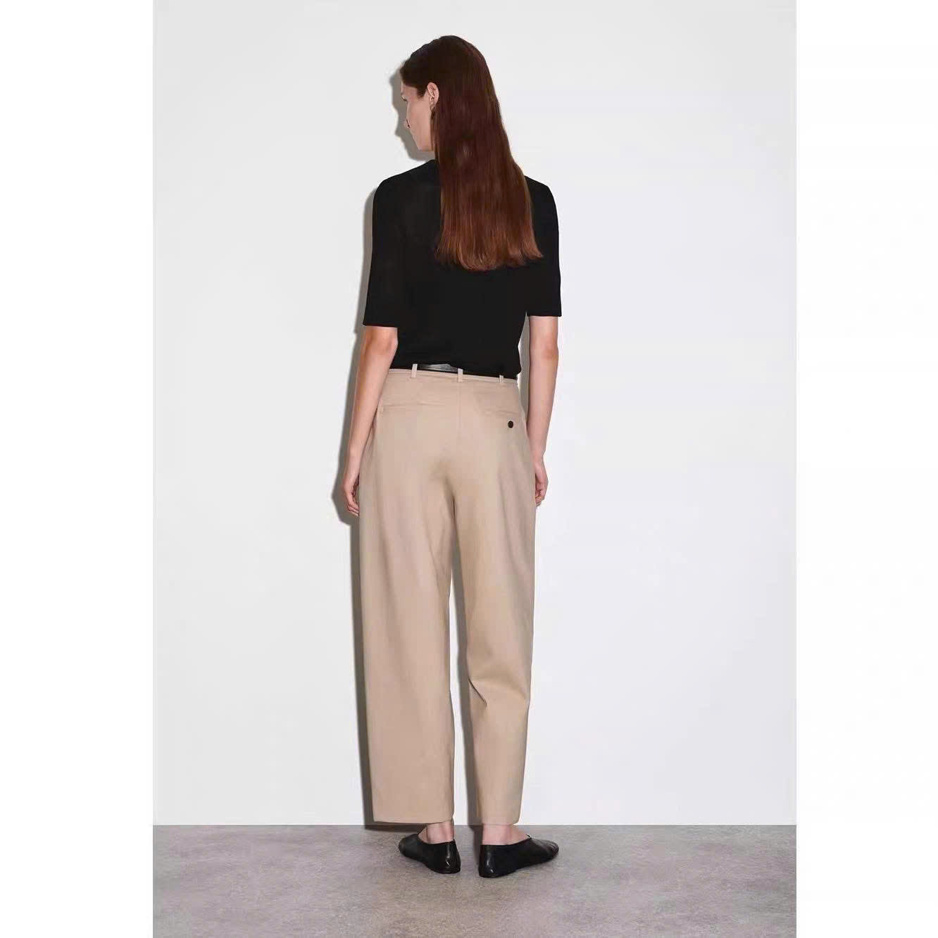 Quần denim  ống cong
