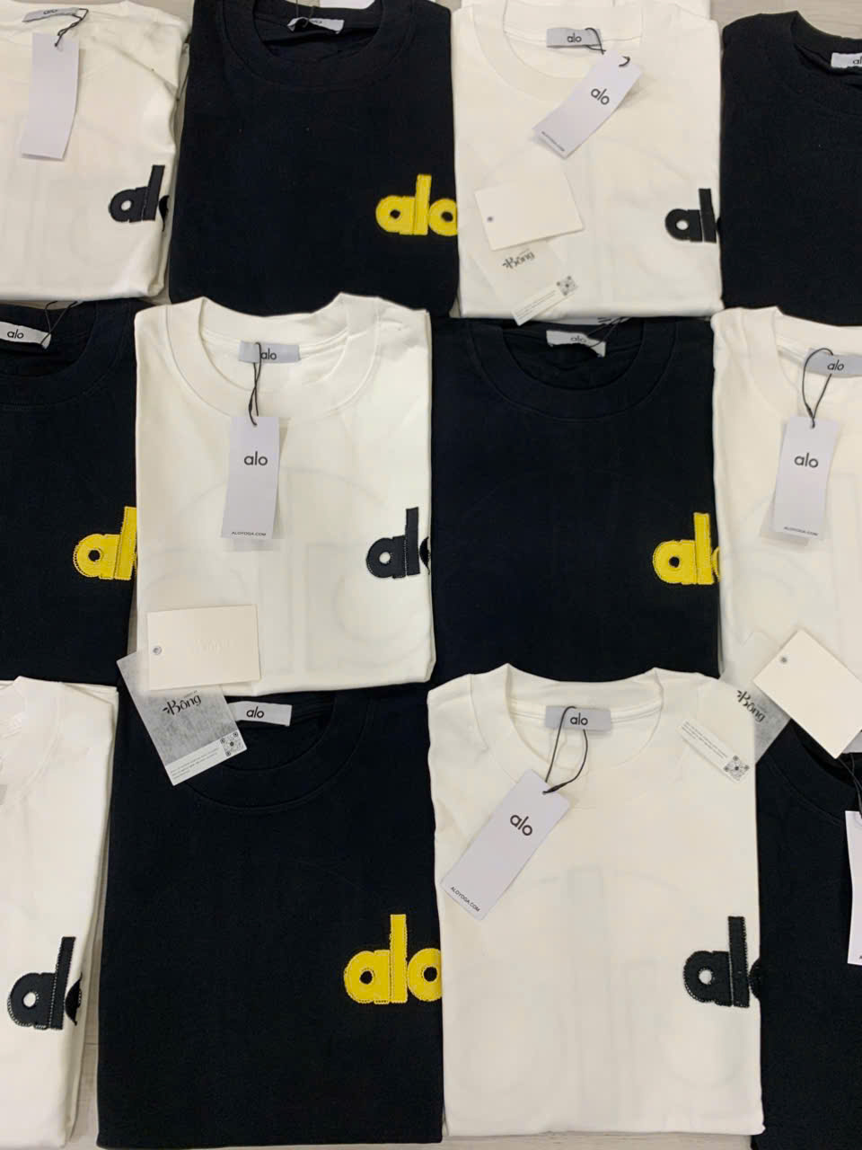 Tshirt ALO YOGA thêu ngực logo lưng 2 màu