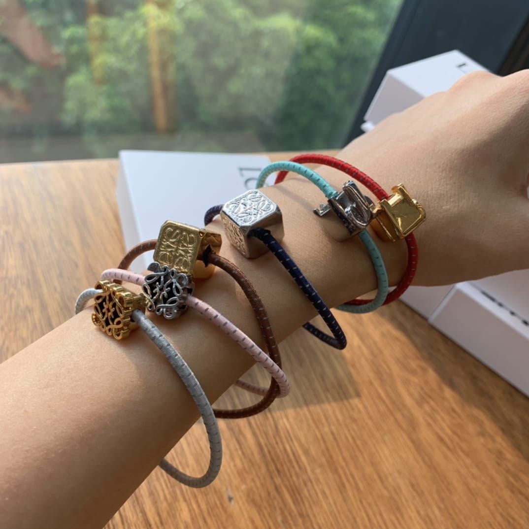 Set chun cột tóc / vòng tay LOEWE hộp 6c mix màu