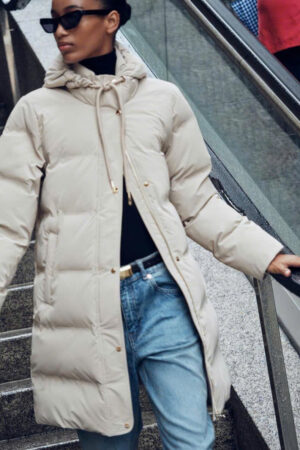 Jacket phao Zara dáng lửng