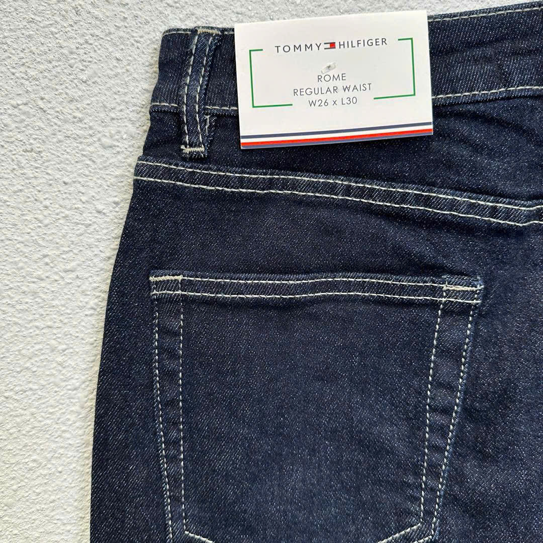 Short jean Tommy màu chàm dáng lửng