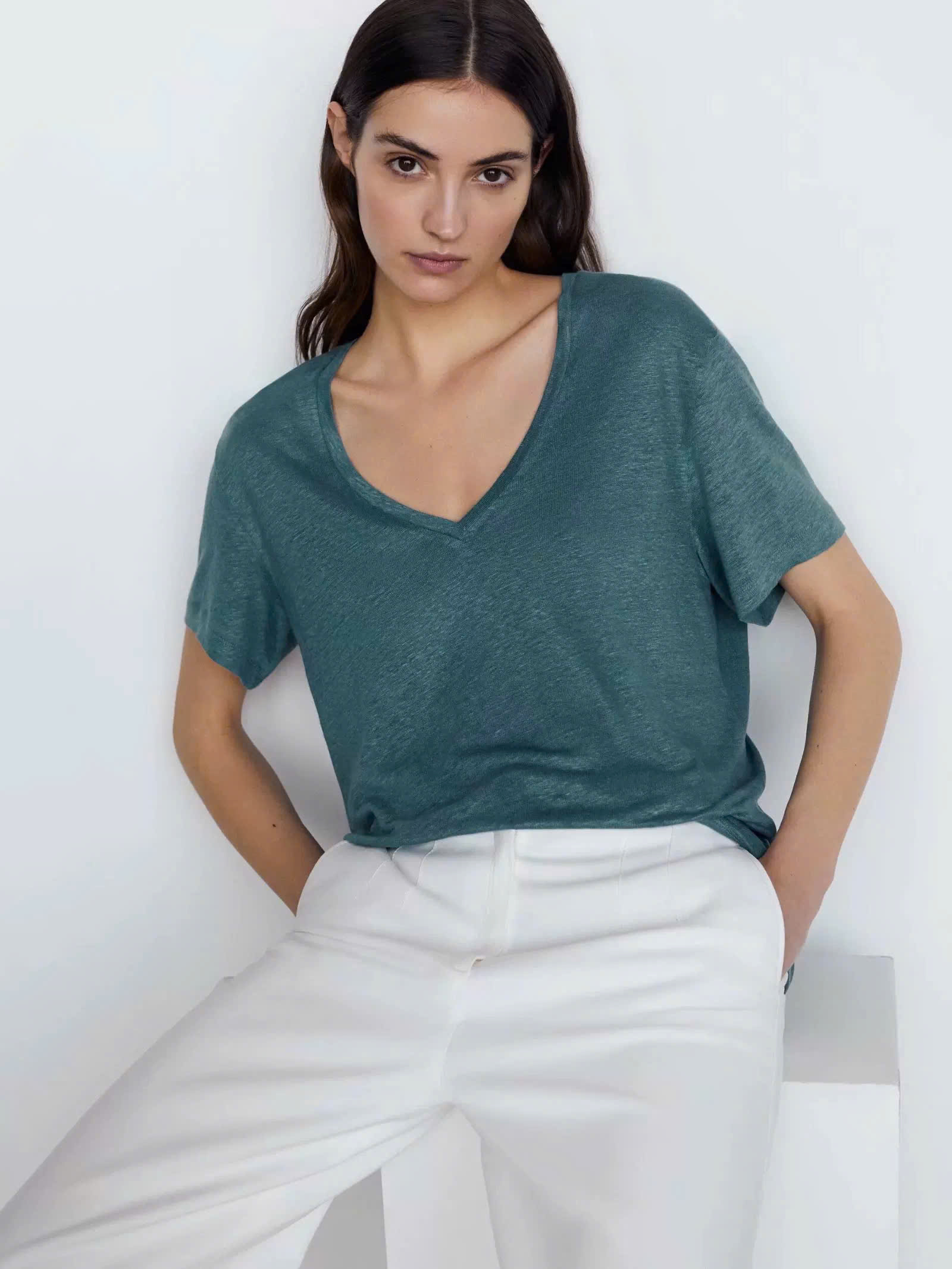 T shirt Massimo Duti cổ tim 3 màu