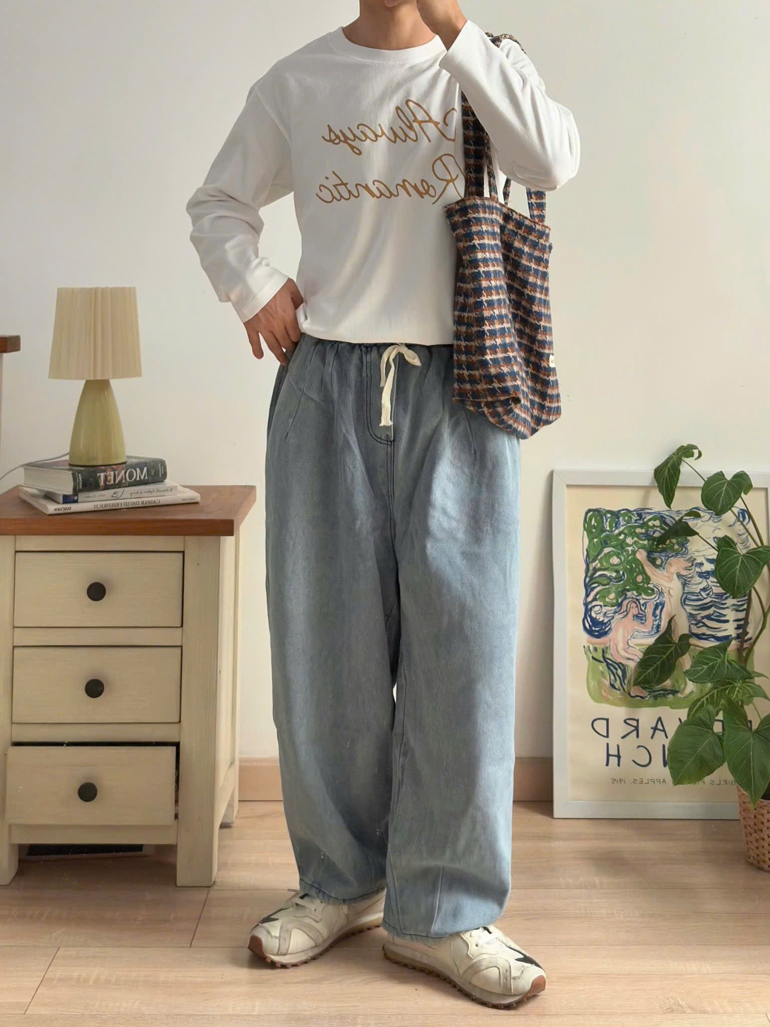Quần denim ống rộng Mo&Co xanh nhạt
