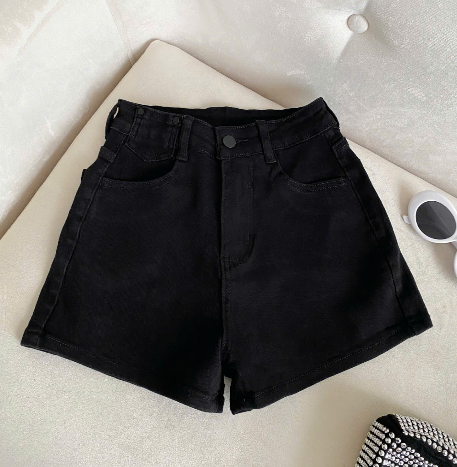 Short denim COS 4 màu dư xịn