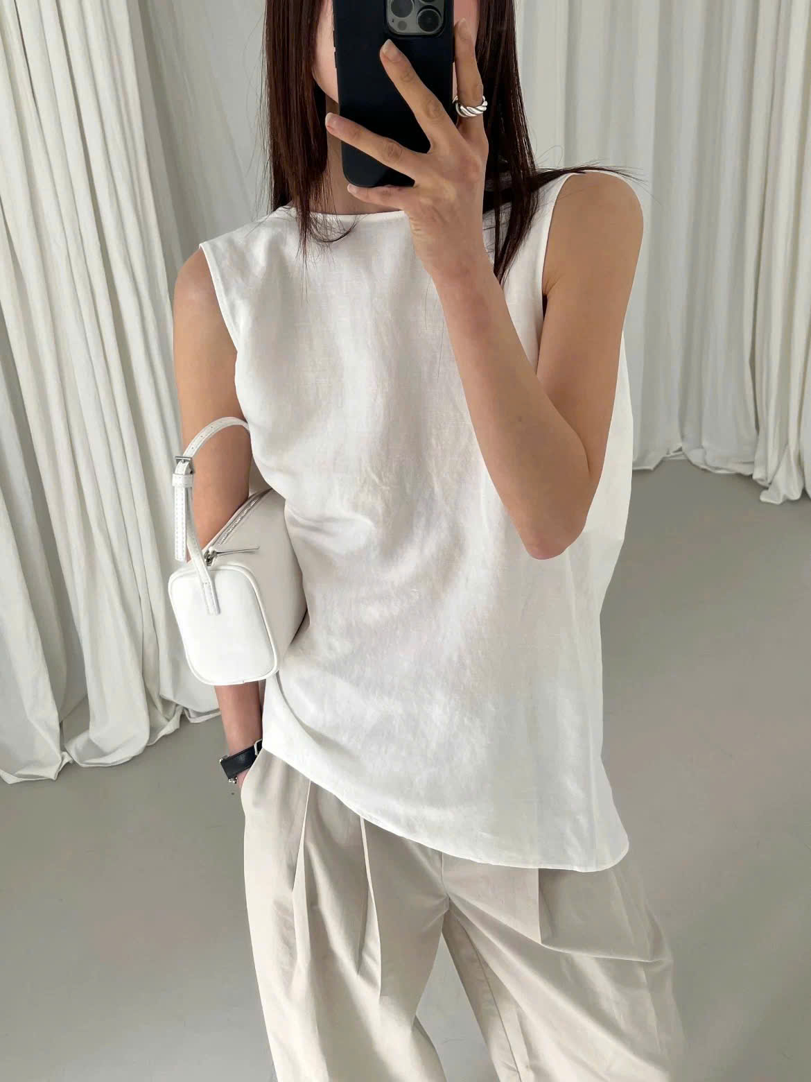 Áo COS dáng loose xoắn lưng