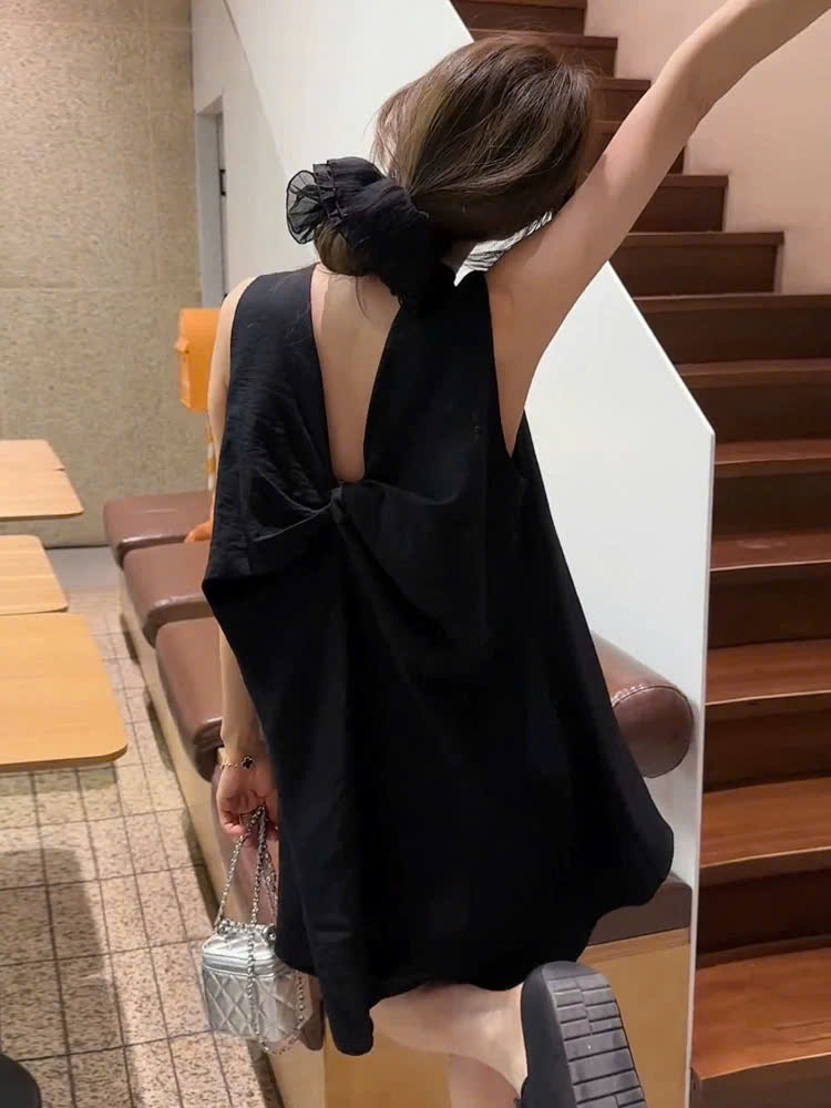 Áo COS dáng loose xoắn lưng