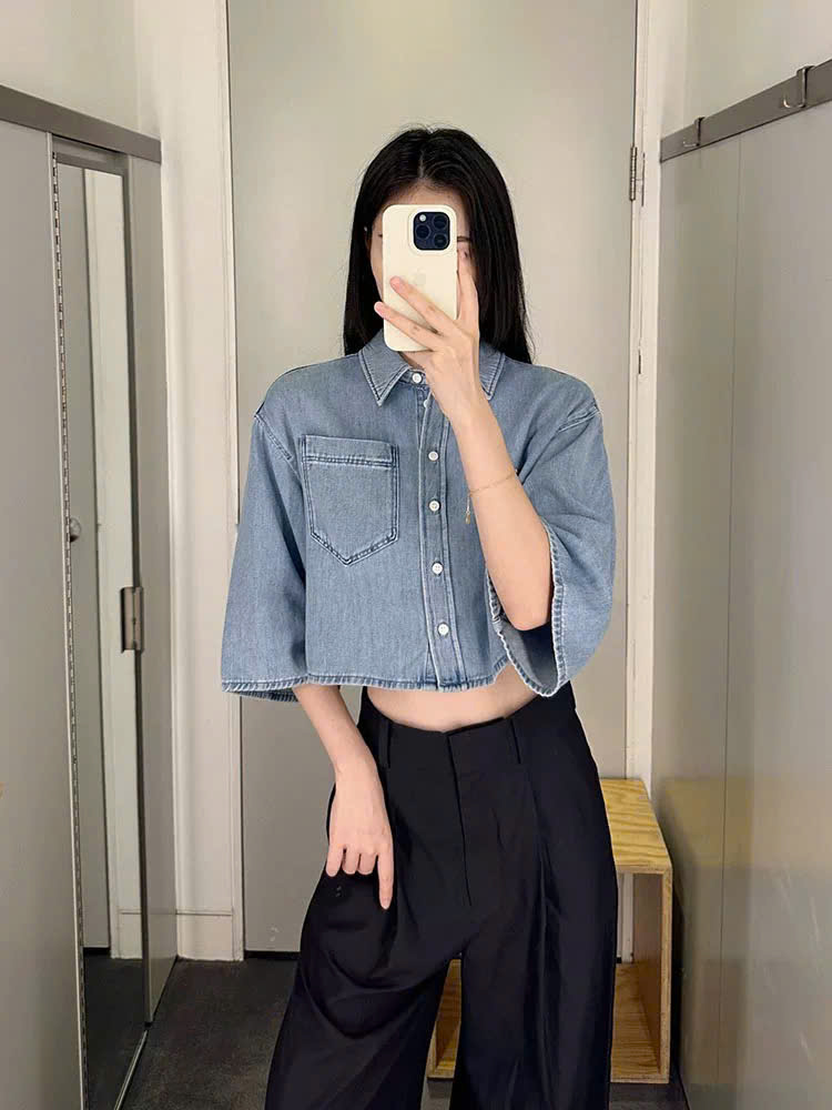 Sơ mi COS denim cổ bẻ dáng crop