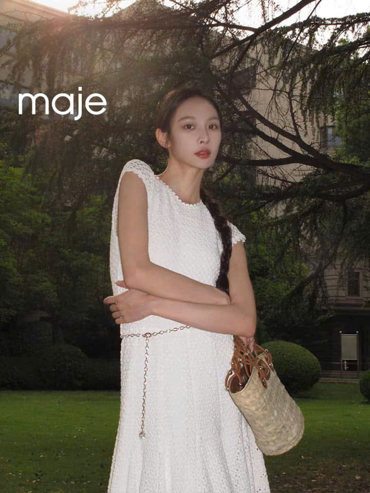 Đầm dài móc crochet ren hoa Maje