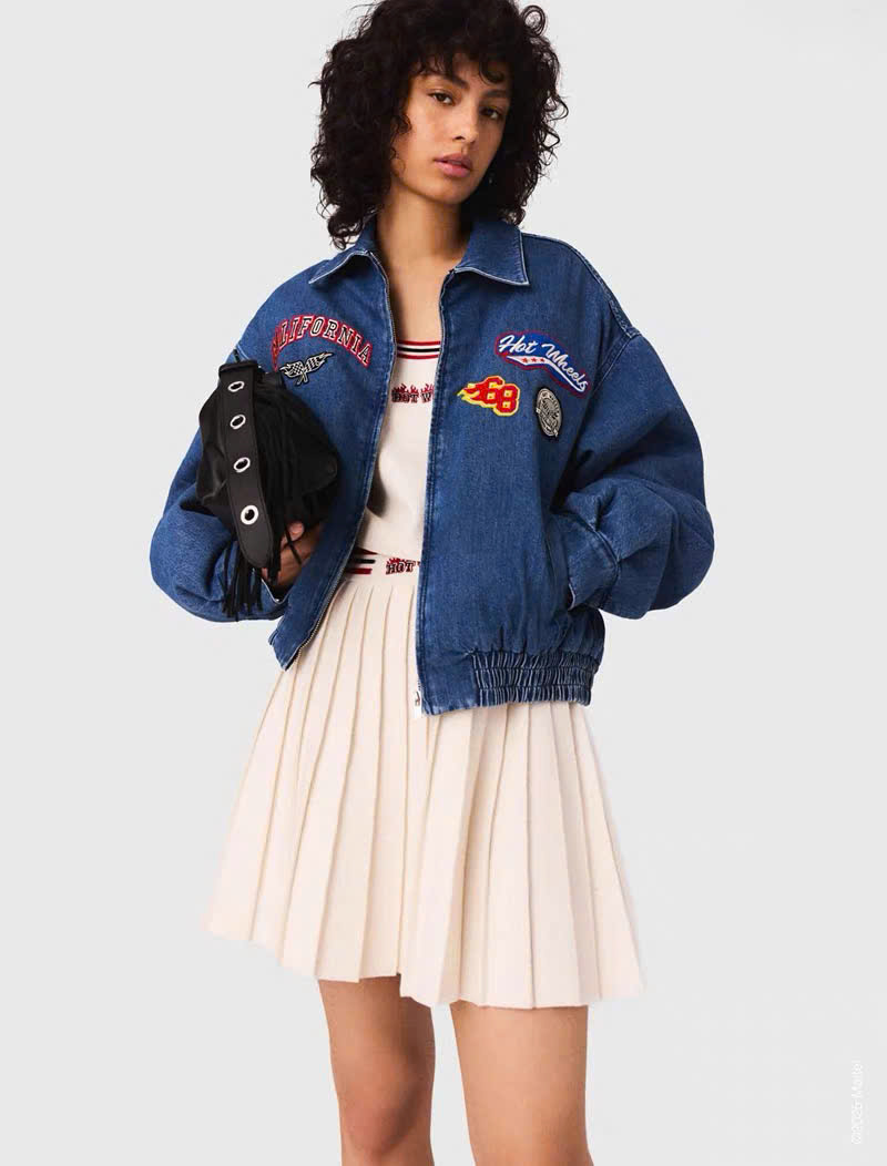Áo crop top đan Hot Wheels