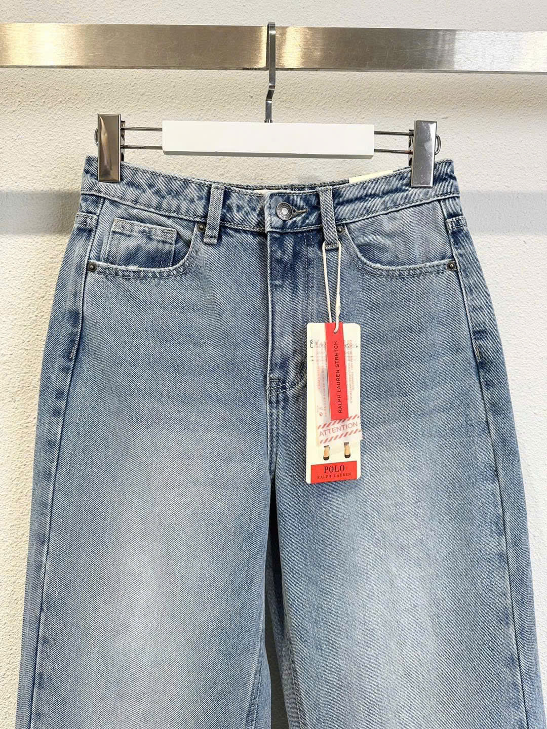 Quần denim Raph Lauren gập gấu dáng suông màu nhạt