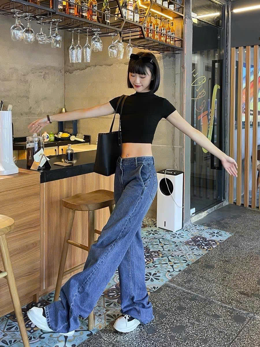 Quần jean Zara dáng baggy đứng