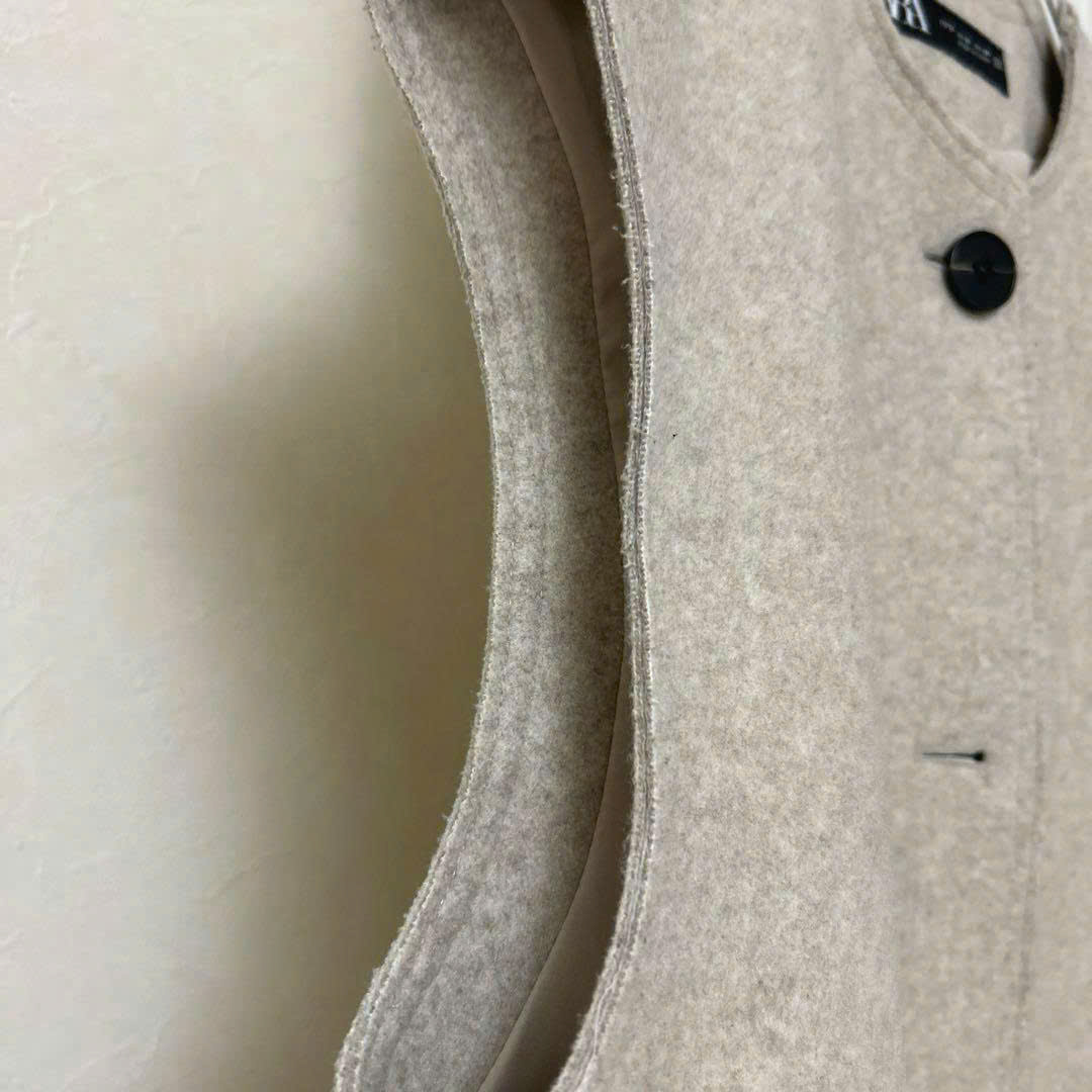 Gilet Zara dạ ép 2 túi trước dáng dài màu beirge