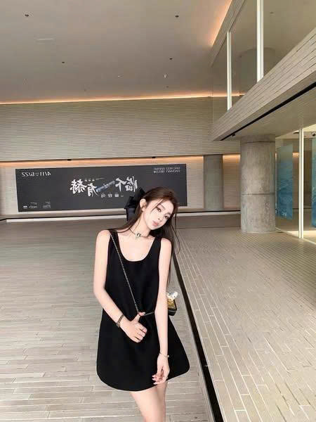 Váy ngắn chữ A bằng len