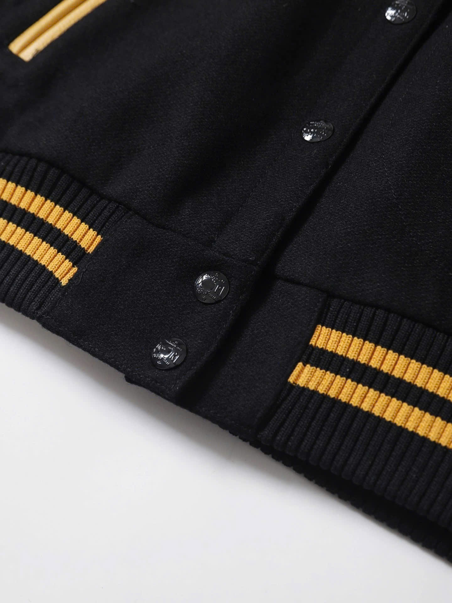 Bomber Polo cải da màu xanh rêu pha vàng Unisex