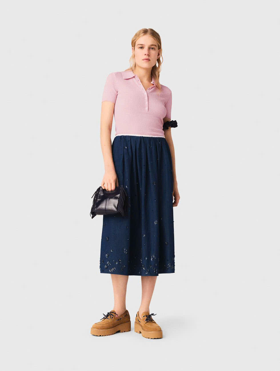 Chân váy midi denim thêu