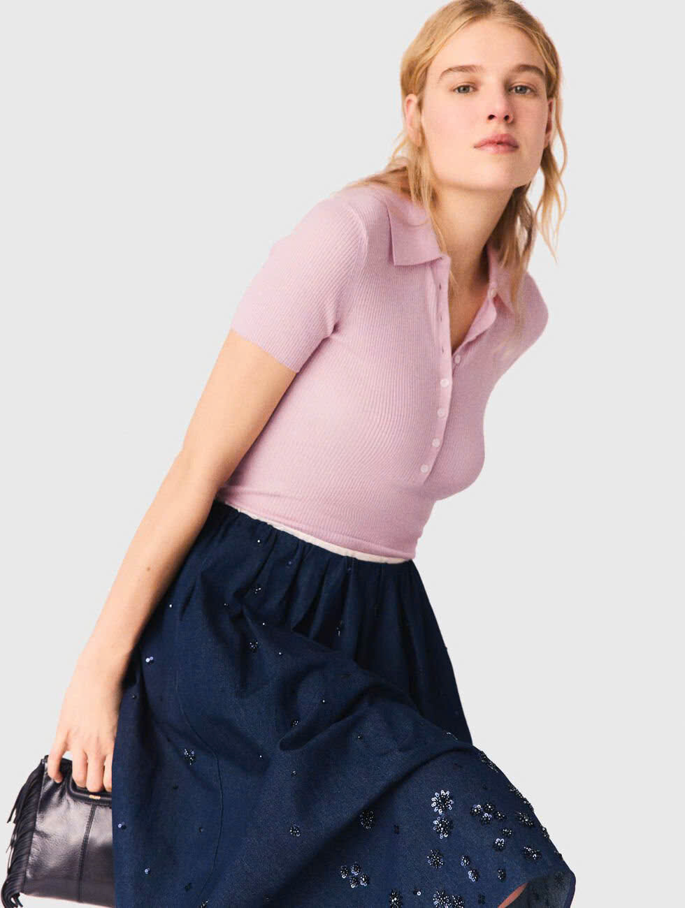 Chân váy midi denim thêu