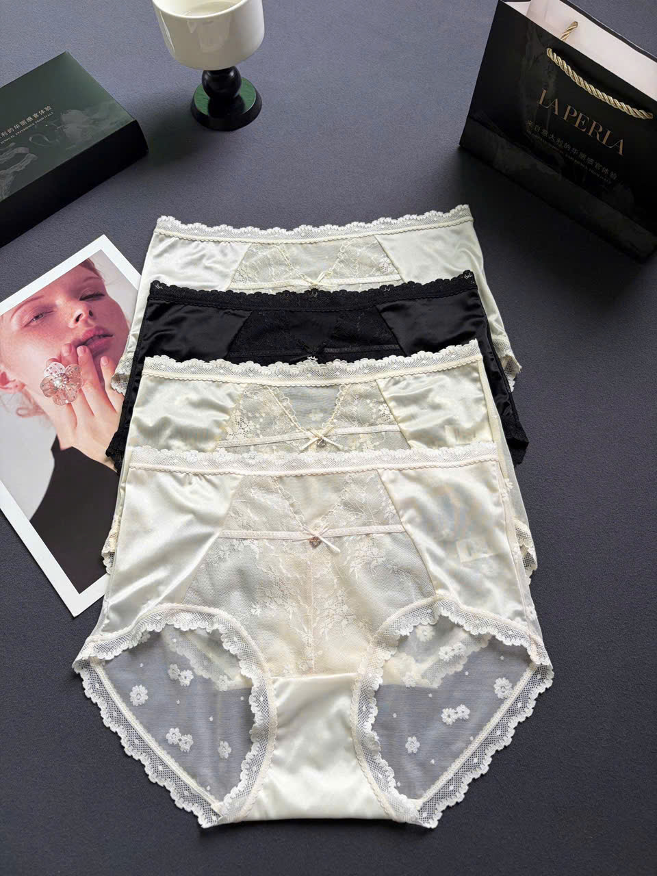 Set quần chip LAPERLA ren hộp 4c Freesize