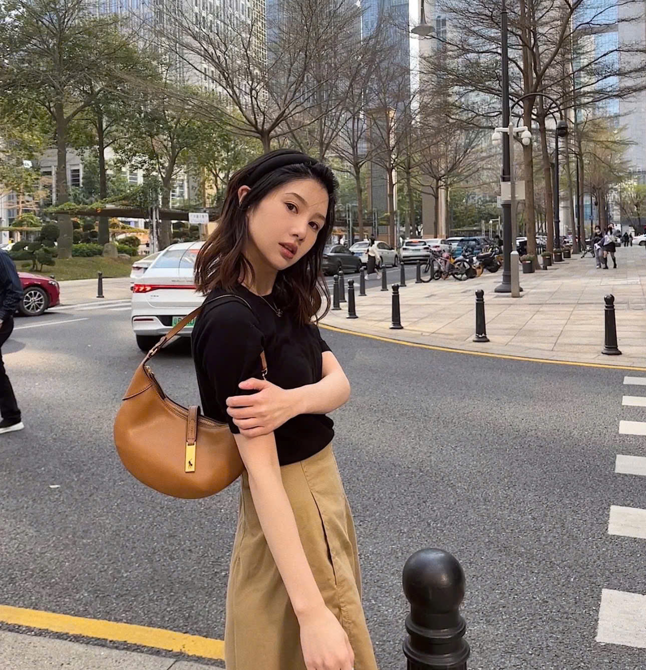Túi Polo ID calfskin mini shoulder bag