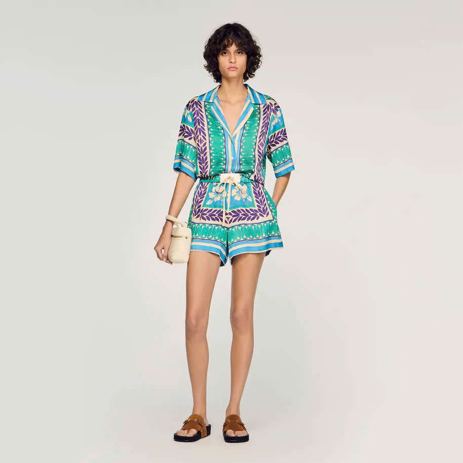 Quần short in hoạ tiết floral
