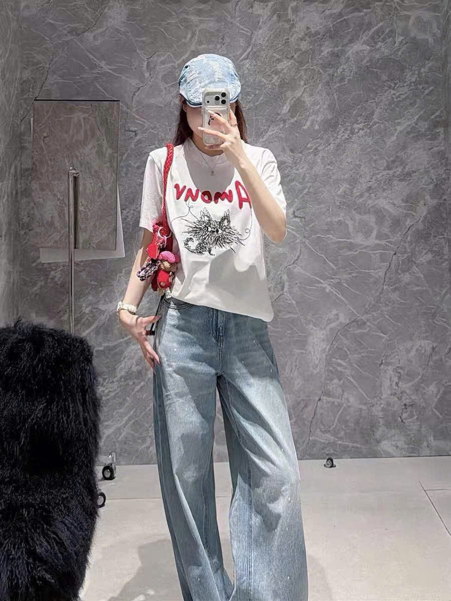 Tshirt Mo&Co thêu 