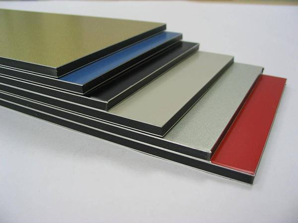 Nhựa Mica trong suốt như thuỷ tinh