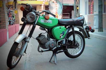 hoai-niem-ve-nhung-chiec-sieu-xe-thoi-bao-cap