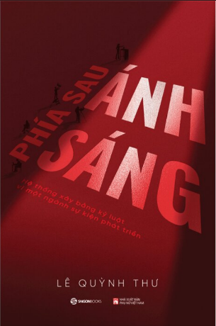 Phía Sau Ánh Sáng - Lê Quỳnh Thư