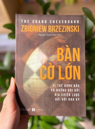 Sách Bàn Cờ Lớn Brzezinski