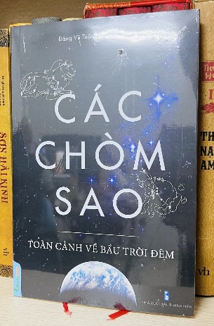 Các Chòm Sao Bức tranh vũ trụ - Toàn Cảnh Về Bầu Trời Đêm ( trong bộ 5 cuốn bức tranh vũ trụ )